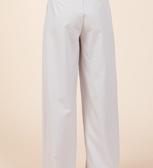 Loose Fit Pintuck Pants