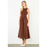 Sleeveless Smocked Pattern Midi Dress - Brown